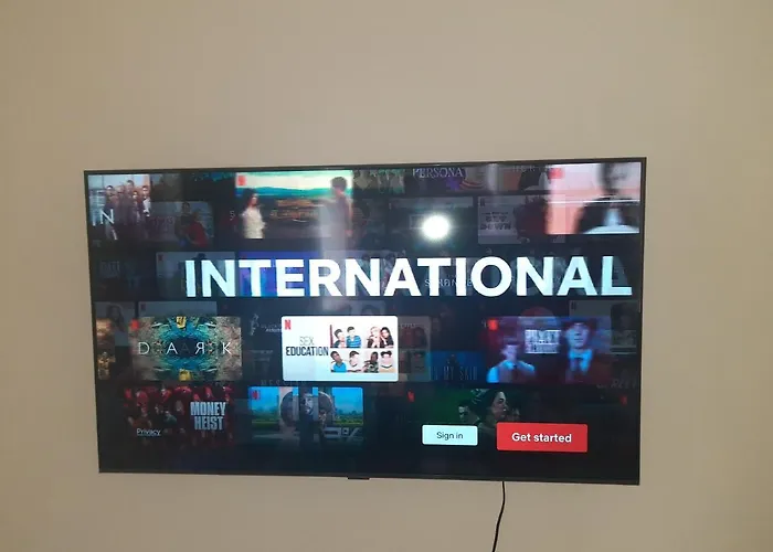 Center アパート サンダンスキ